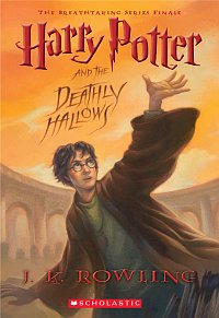 Book cover of 'Harry Potter and the Deathly Hallows', ISBN 9780545139700.